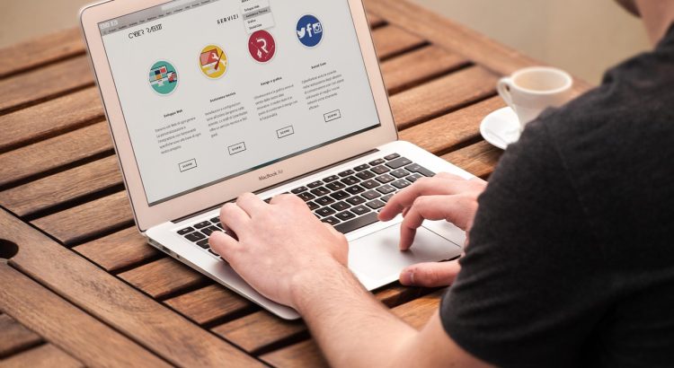 Een eigen website bouwen: welke systemen zijn er en welke is het beste?